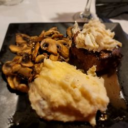 user provided Brasserie Circa photo