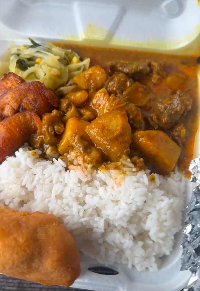Floyds Jamaican Jerk Chicken Logo