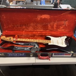 Guru Guitars - Had them give my Strat a once over. Very happy with the great service.