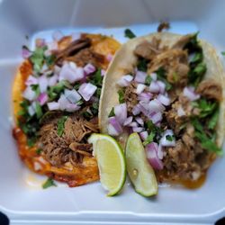 Daddy's Tacos NV - Quesabirria Taco and Carnitas Taco