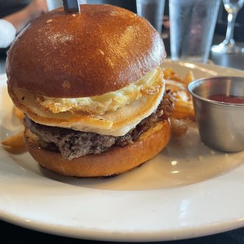 Morrison - Burbank - Late Breakfast Burger - Gastropubs Near Me - Burbank, California Morrison - Burbank - Late Breakfast Burger - Gastropubs Near Me - Burbank, California