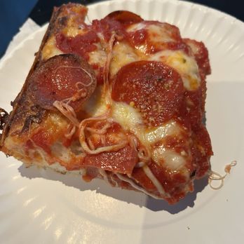 Madison Avenue Pizza - Sicilian - Pizza Near Me - Dunedin, Florida
