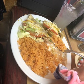 Tacos Gonzalez - Crispy taco plate - Mexican Near Me - Indio, California Tacos Gonzalez - Crispy taco plate - Mexican Near Me - Indio, California