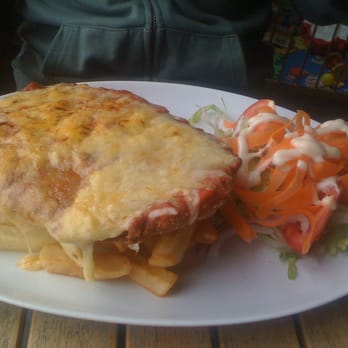 Ocean View Tavern - Maroubra Beach - Bars Near Me - Maroubra, NSW