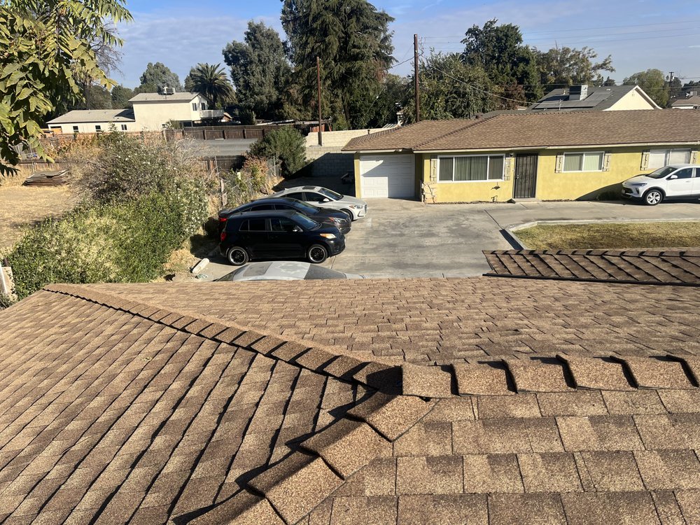 Slide of Diamond Ridge Roofing