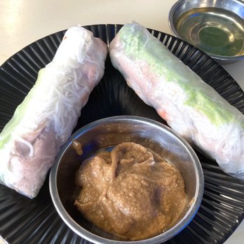 Mommy Mom - Spring Rolls with pork and shrimp - Noodles Near Me - Virginia Beach, Virginia Mommy Mom - Spring Rolls with pork and shrimp - Noodles Near Me - Virginia Beach, Virginia