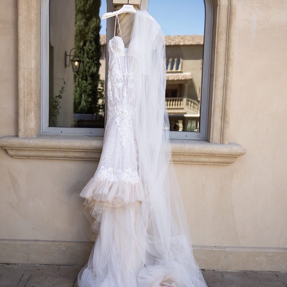 Linda's Couture - Sewing & Alterations Near Me - Beverly Hills, California Linda's Couture - Sewing & Alterations Near Me - Beverly Hills, California