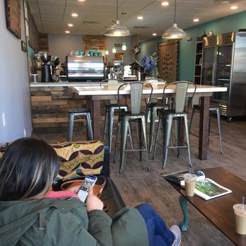 Muni’s Coffee Joint - Coffee & Tea Near Me - Lindenhurst, New York
