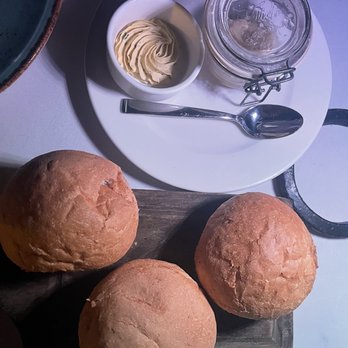 Sea & Stones - Free Breads appetizer - Steakhouses Near Me - Cancún, ROO Sea & Stones - Free Breads appetizer - Steakhouses Near Me - Cancún, ROO