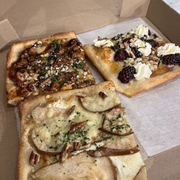 11. Blackberry and Ricotta Pizza 10. Pear Gorgonzola Pizza , BBQ Chicken pizza 11. Blackberry and Ricotta Pizza 10. Pear Gorgonzola Pizza , BBQ Chicken pizza