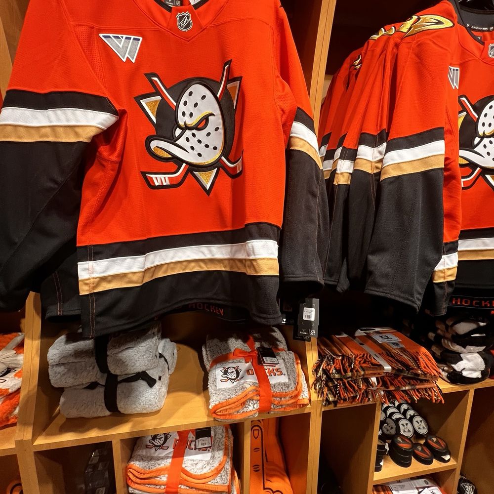 Anaheim Team Store - Sports Wear Near Me - Anaheim, California
