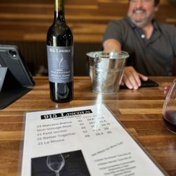 915 Lincoln - Wine list