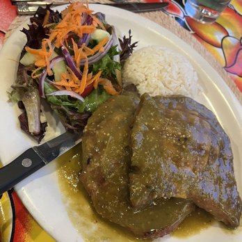 Casa Oaxaca - Chuleta en salsa verde - Mexican Near Me - Bethel, Connecticut Casa Oaxaca - Chuleta en salsa verde - Mexican Near Me - Bethel, Connecticut