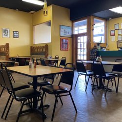 Los Tres Potrillos - Entrance area of the restaurant.