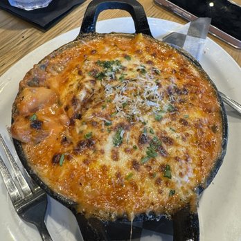 Cane Rosso - Baked Penne Bolo - Salad Near Me - Arlington, Texas Cane Rosso - Baked Penne Bolo - Salad Near Me - Arlington, Texas