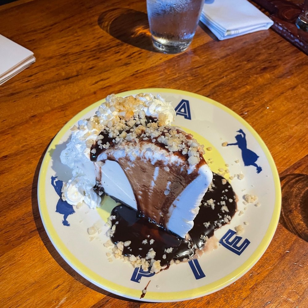 Keoki's Paradise - Original Hula Pie - Seafood Near Me - Koloa, Hawaii
