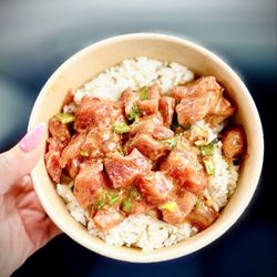 Tanioka's Seafoods & Catering - Spicy ahi