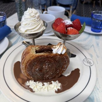 Little Frenchie - Hot Parisian Chocolate Flan Tart - French Near Me - Coronado, California Little Frenchie - Hot Parisian Chocolate Flan Tart - French Near Me - Coronado, California