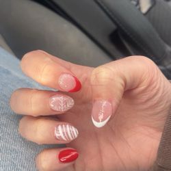 B & J Nail Salon