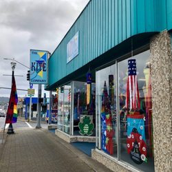 The Kite Company - @bigmovie // The Kite Company - Storefront