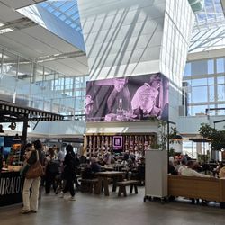 Munich Airport Terminal K, L - Terminal K, center court