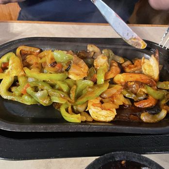 La Sierra - Fajitas - Mexican Near Me - Forest Grove, Oregon