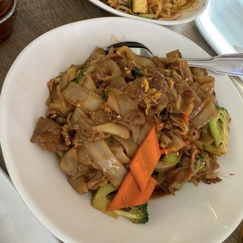 Thaibodia Bistro - Milpitas - 52 - Pad See-Ew - Thai Near Me - Milpitas, California Thaibodia Bistro - Milpitas - 52 - Pad See-Ew - Thai Near Me - Milpitas, California