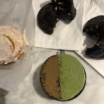 Paderia Bakehouse - Matcha cheesecake and peanut butter chocolate cookie - Bakeries Near Me - Irvine, California Paderia Bakehouse - Matcha cheesecake and peanut butter chocolate cookie - Bakeries Near Me - Irvine, California