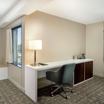 DoubleTree by Hilton Hotel Monrovia - Pasadena Area - Guest room - Hotels Near Me - Monrovia, California DoubleTree by Hilton Hotel Monrovia - Pasadena Area - Guest room - Hotels Near Me - Monrovia, California