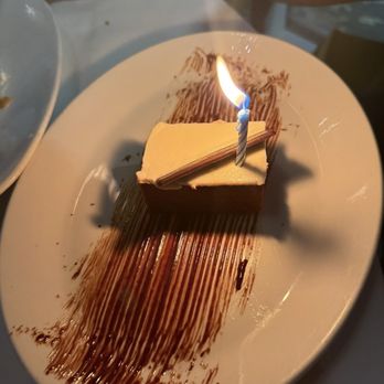 Chart House - Birthday cake - Seafood Near Me - Atlantic City, New Jersey
