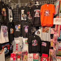 Kreepy Halloween - T-shirts and gift wrap