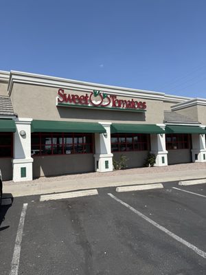 Sweet Tomatoes by null