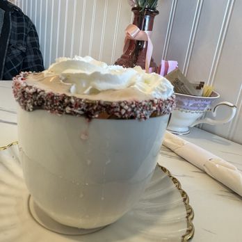 Chez Lizeth Creperie - Peppermint hot chocolate  so delicious! - Creperies Near Me - Littleton, Colorado