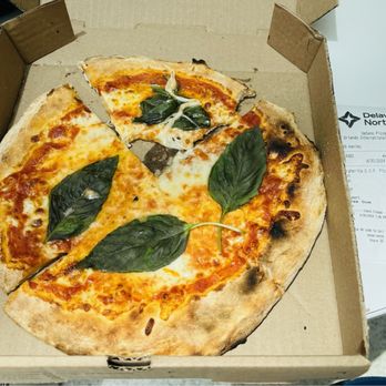 Desano Pizzeria - Margherita Pizza - Pizza Near Me - Orlando, Florida Desano Pizzeria - Margherita Pizza - Pizza Near Me - Orlando, Florida