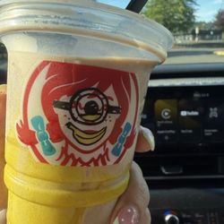Banana Frosty Swirl Chocolate 8/10 - No artificial banana taste! Banana taste is like Laffy Taffy banana candy.