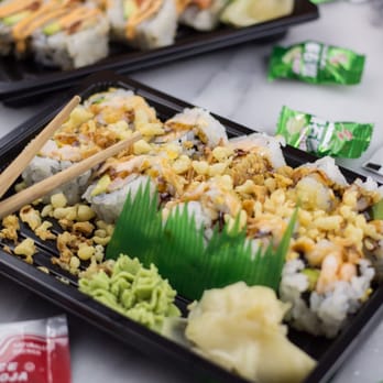 Dear Sushi - Crunchy shrimp roll ($6.99) - Sushi Bars Near Me - Nashville, Tennessee