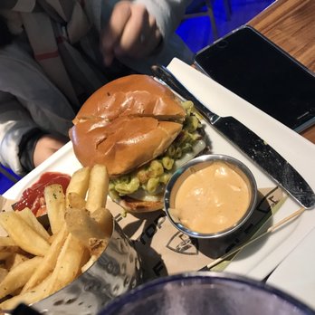 Topgolf - Mac Daddy Burger - Golf Near Me - Ashburn, Virginia