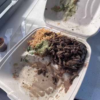 Calle 21 - Got a burrito once in person and it was good. This is the second time I ordered (grubhub) and this was their burrito bowl... - Mexican Near Me - Portland, Oregon Calle 21 - Got a burrito once in person and it was good. This is the second time I ordered (grubhub) and this was their burrito bowl... - Mexican Near Me - Portland, Oregon