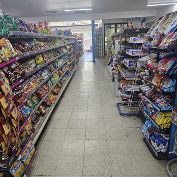Central Market & Bar - Grocery Near Me - Fresno, California Central Market & Bar - Grocery Near Me - Fresno, California