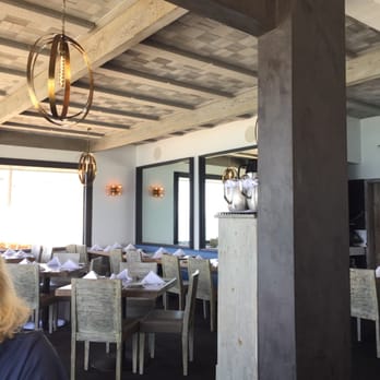 Moonshadows - Nice inside - Seafood Near Me - Malibu, California Moonshadows - Nice inside - Seafood Near Me - Malibu, California