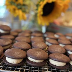 Pearl Baking - Peanut Butter Whoopie Pies
