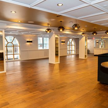 Manhattan Manor - Manhattan Manor event space on the mezzanine - Venues & Event Spaces Near Me - New York, New York Manhattan Manor - Manhattan Manor event space on the mezzanine - Venues & Event Spaces Near Me - New York, New York