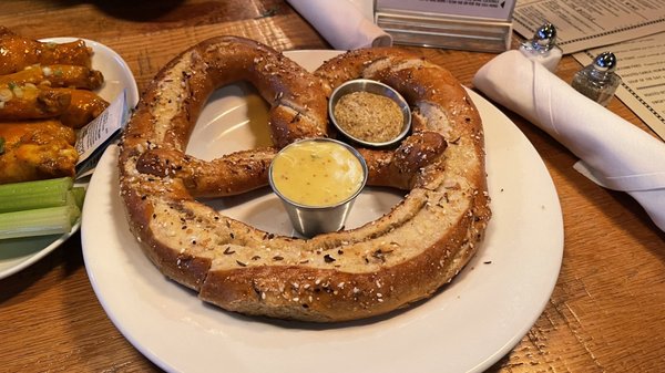 Owen's Tavern & Garden by null