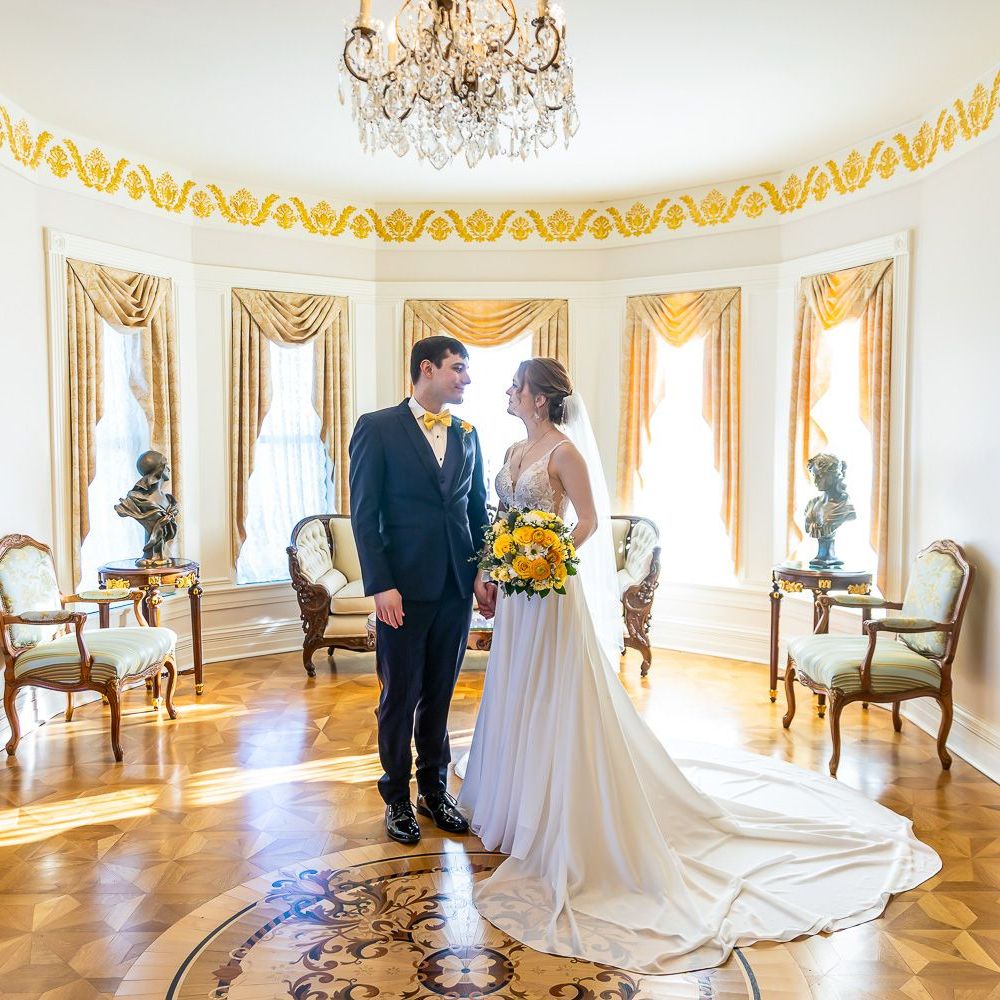 Catalog - Page9 | Live Auction - Modern Design, Jewelry \u0026 Fine Art - Day  1-17103 by Sarasota Estate Auction | Sarasota Estate Auction, image size:1000x1000