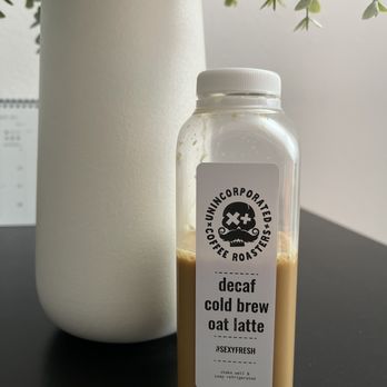 Unincorporated Coffee Roasters - Decal cold brew oat latte - Coffee Roasteries Near Me - Altadena, California Unincorporated Coffee Roasters - Decal cold brew oat latte - Coffee Roasteries Near Me - Altadena, California