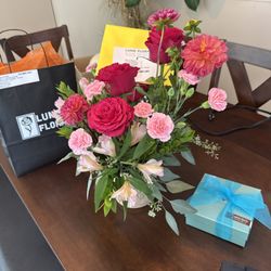 Lund Floral