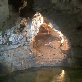 Stark Caverns - Bone collection area - Parks Near Me - Eldon, Missouri