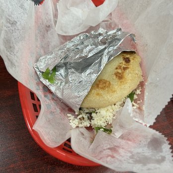 Taqueria Las Comadres - Asada Gordita - Mexican Near Me - Myrtle Beach, South Carolina
