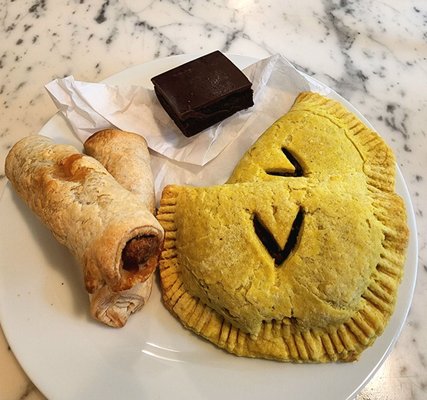 Vanilla Leaf Bakery Café by null
