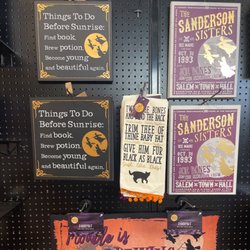 Spirit Halloween Store
